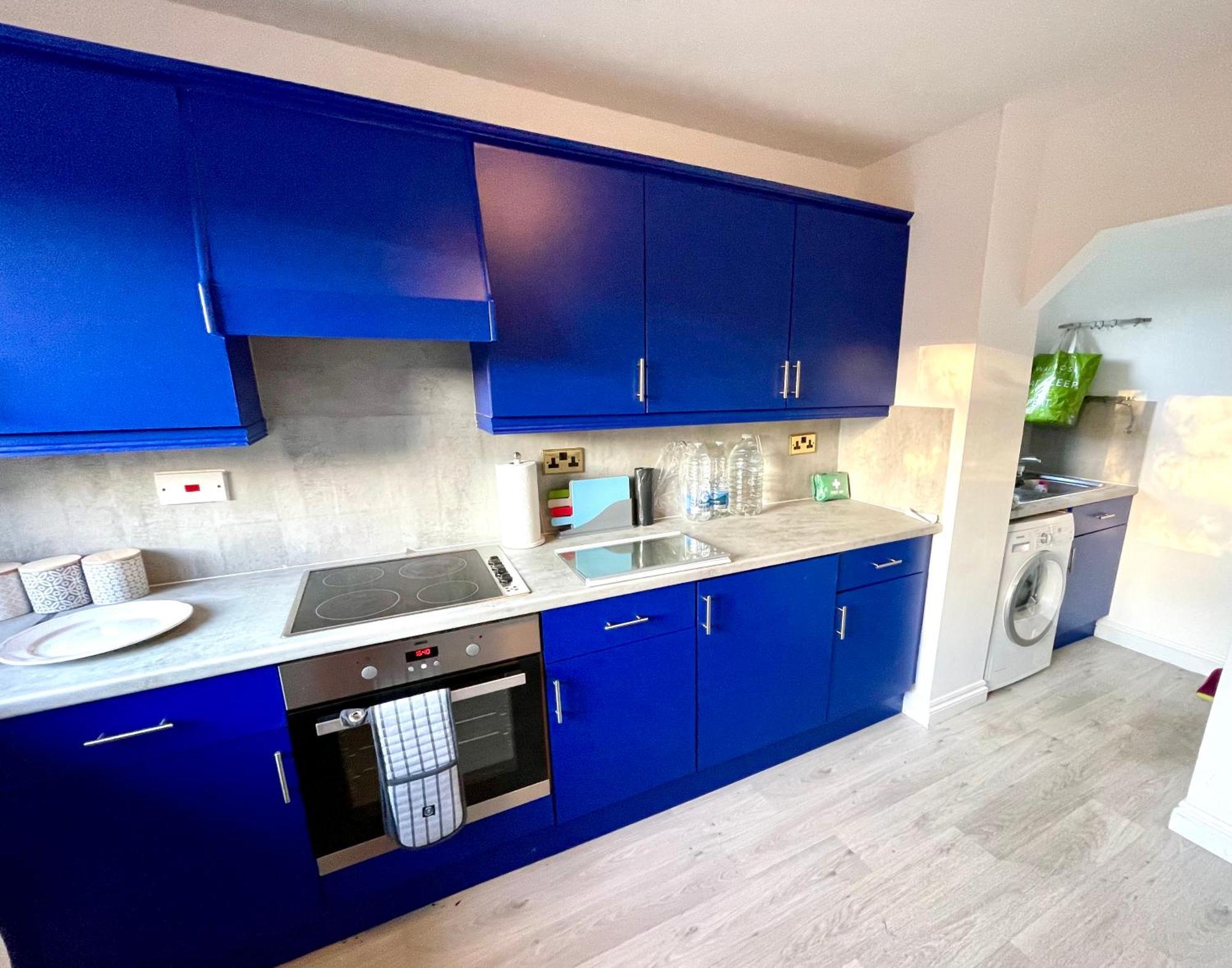 Large 5 Bed Detached House Near Stansted Airport With Parking For 2 Vehicles! Stansted Stays Stansted Mountfitchet Exterior photo